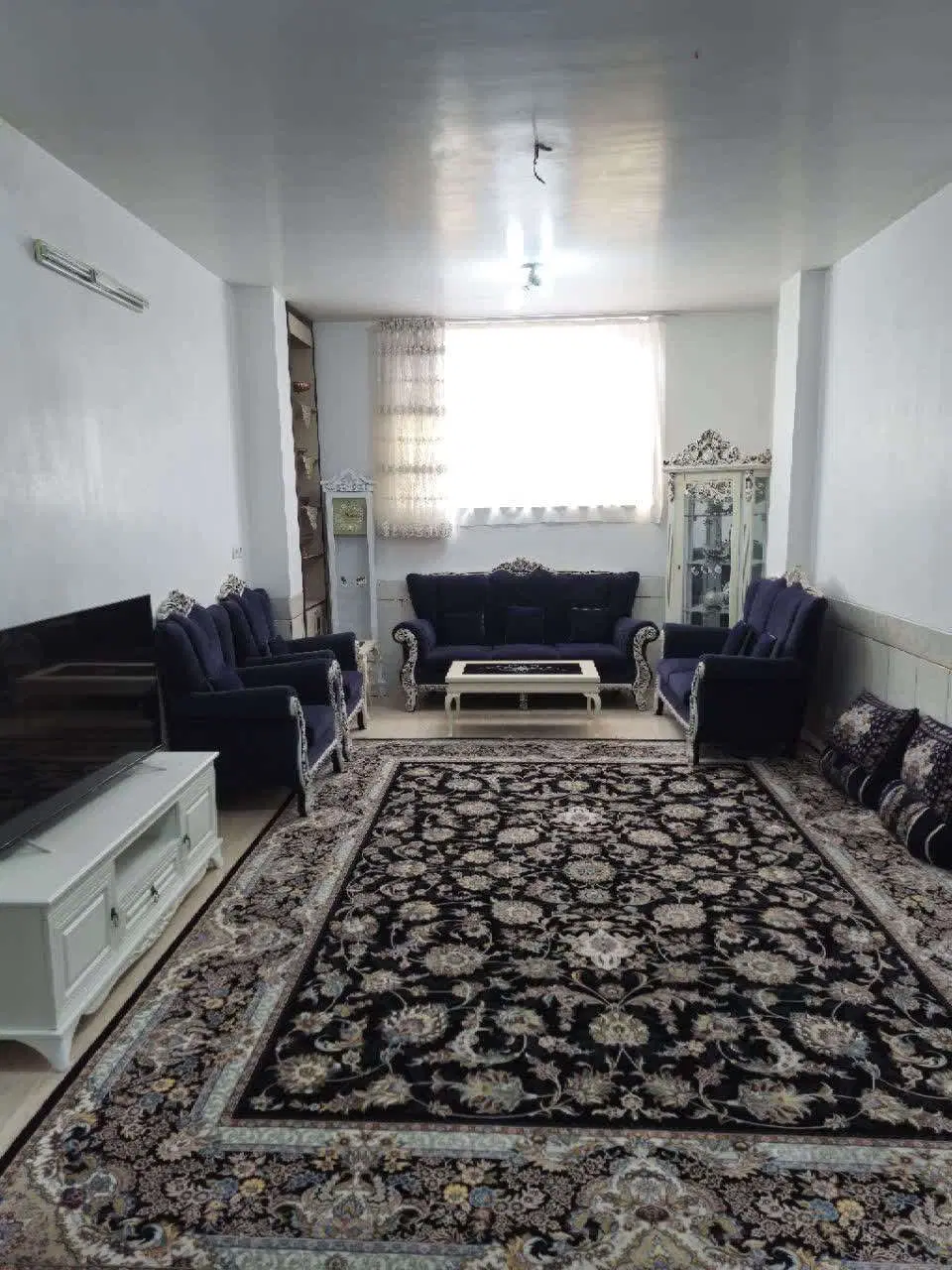 مسکونی دوطبقه ورنامخواست