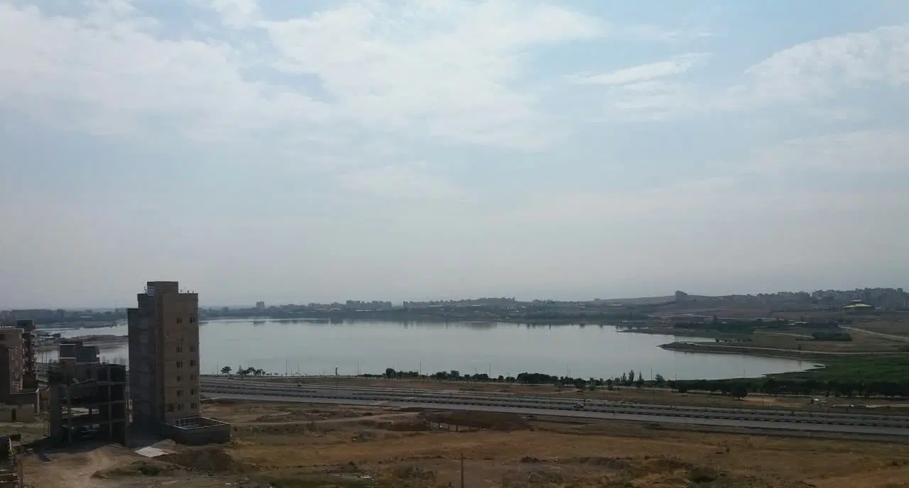آپارتمان یا خانه ویلایی حیاط دار در بناب