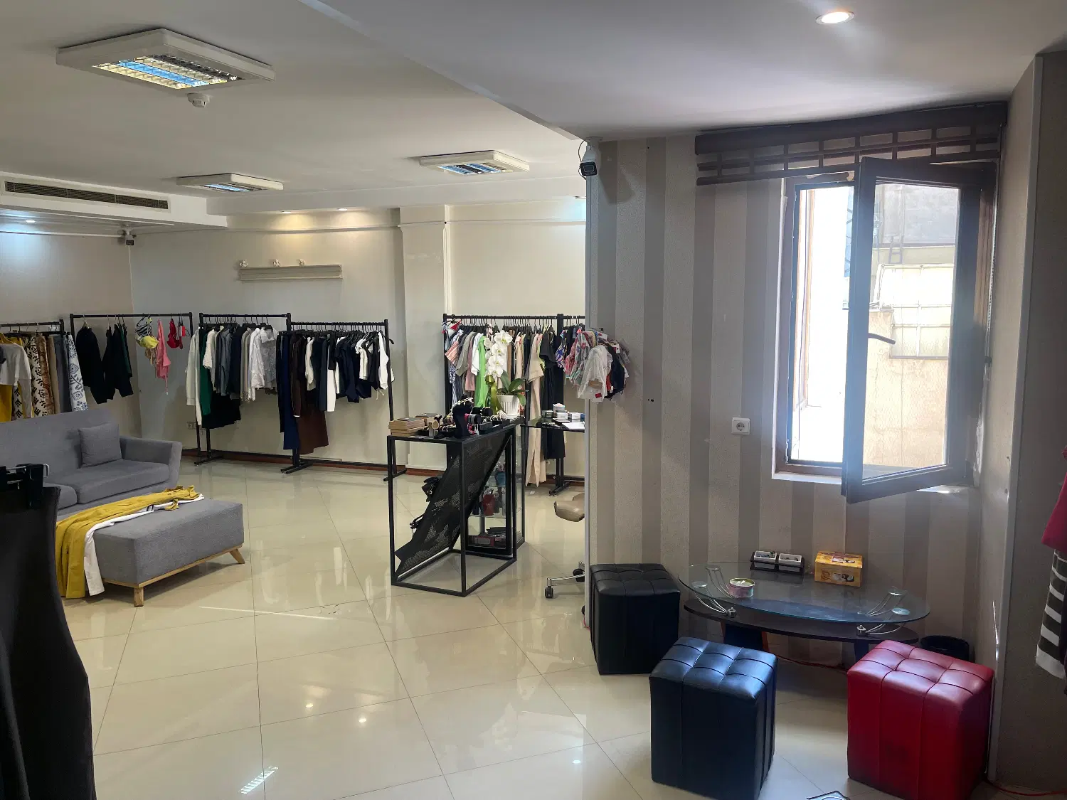 اجاره رگال لباس و اتاق مجموعه بانوان پرمشتری