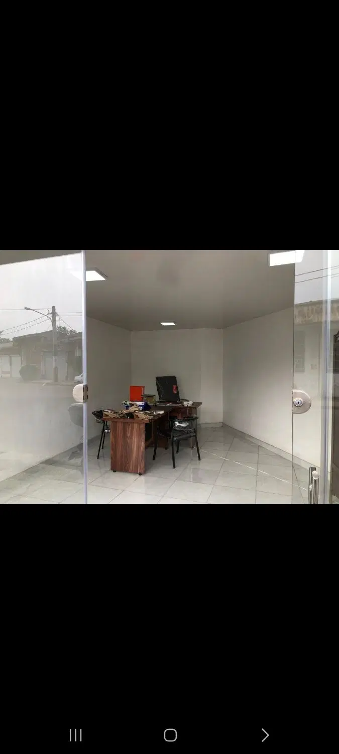 سرقفلی مغازه سند دار بر خیابان اصلی