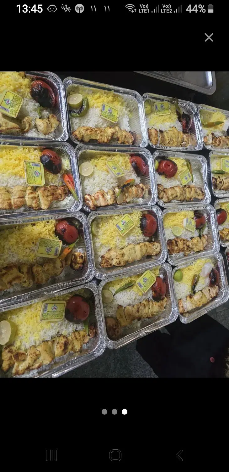 مغازه تهیه غذاهای سنتی ۲۲ متر  بالکن ۵ متر