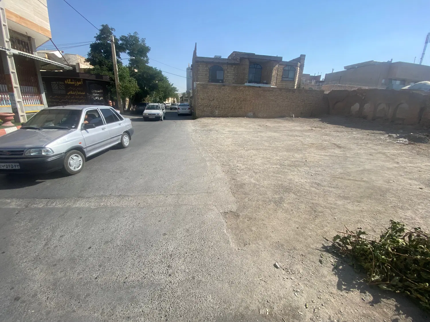 فروش  زمین با کاربری تجاری مسکونی