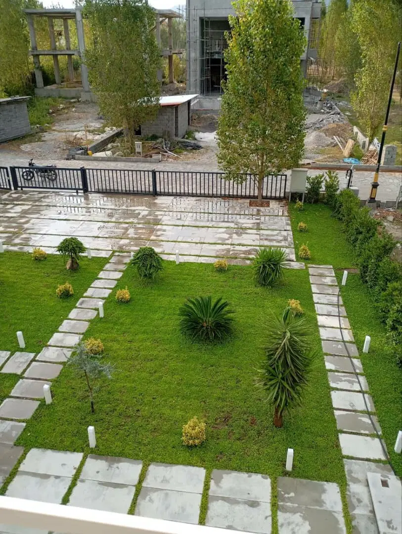 زمین ۴ دیواری باغی