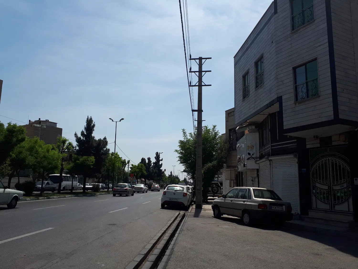 یک باب مغازه بر بلوار 35 متری