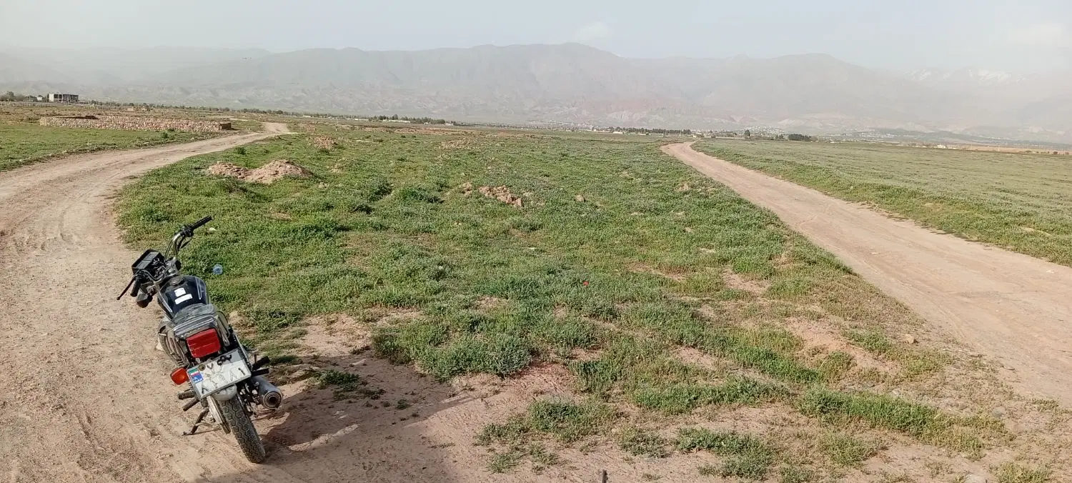 زمین فروشی