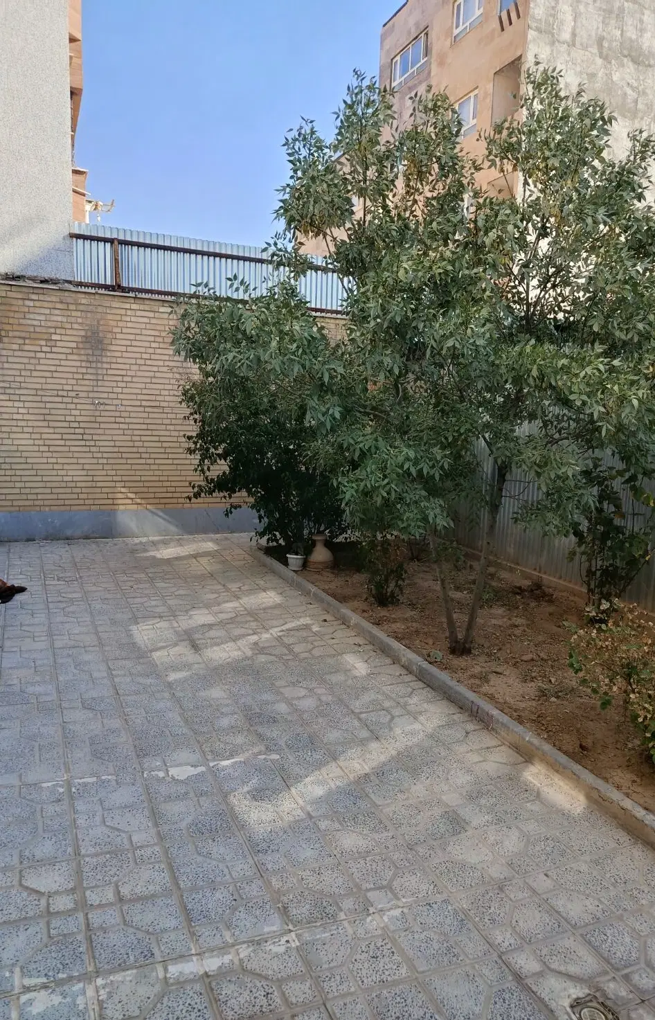 فروش دو واحد مسکونی