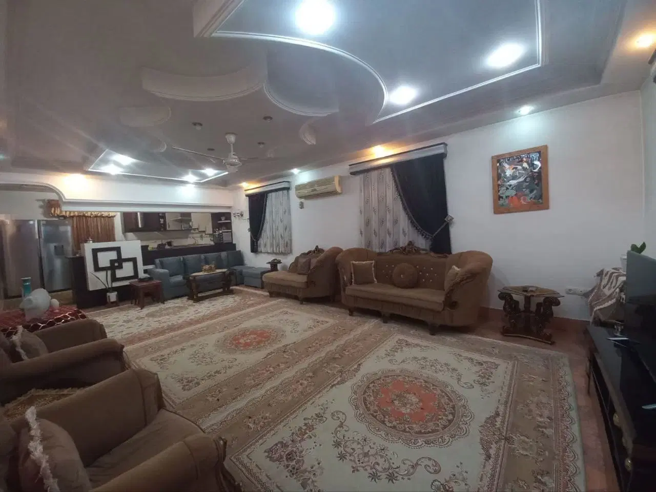 فروش خانه ی ویلایی