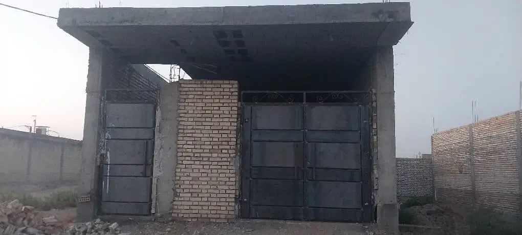 خانه نیمه کاره