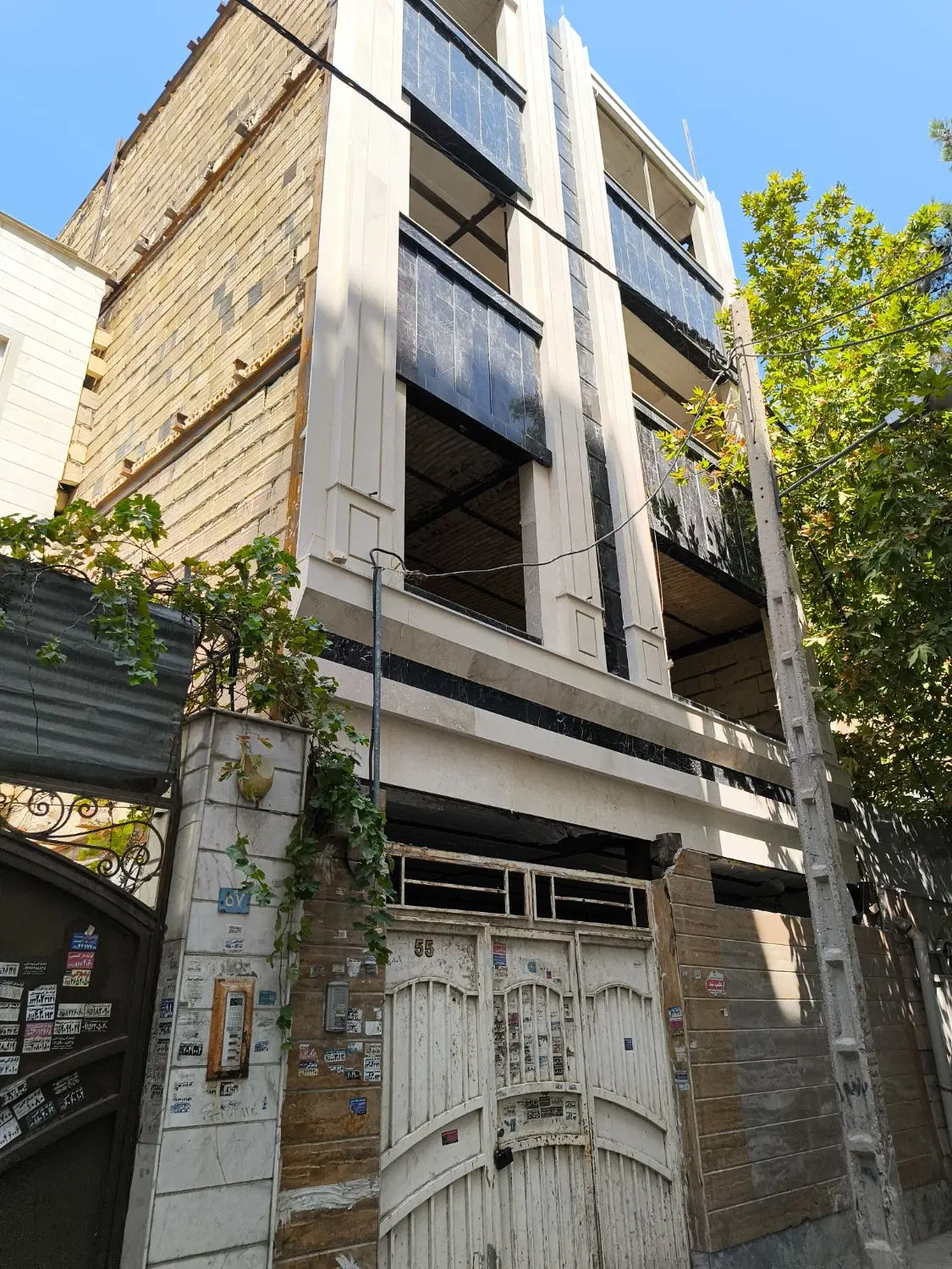 هوایی ابوطالب طبقه پنجم با پارکینگ و آسانسور