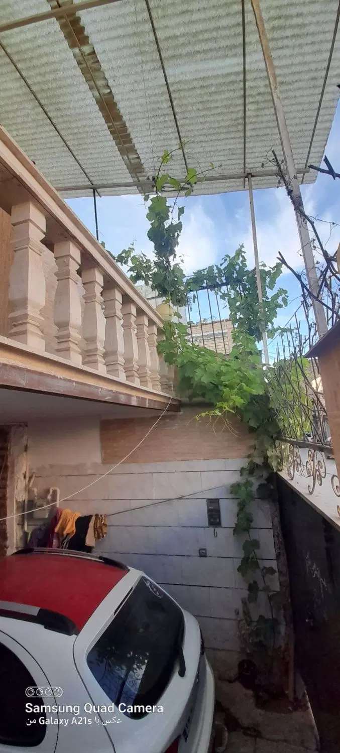 خانه‌ ویلایی‌ دو طبقه‌ سند‌تک‌ برگ‌ (مهدی‌ آباد)