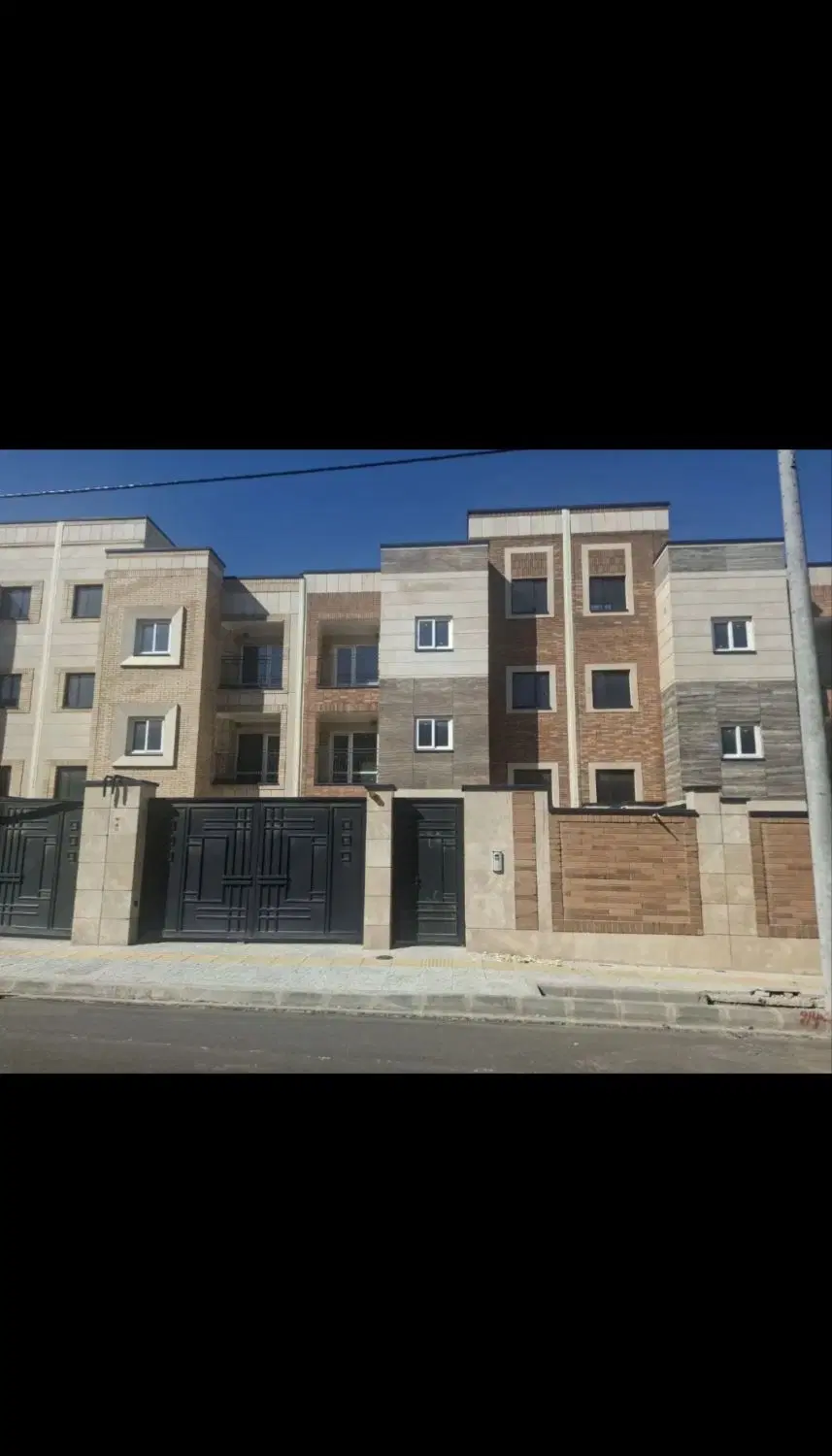 مشاعی غدیر 2طبقه 96متری