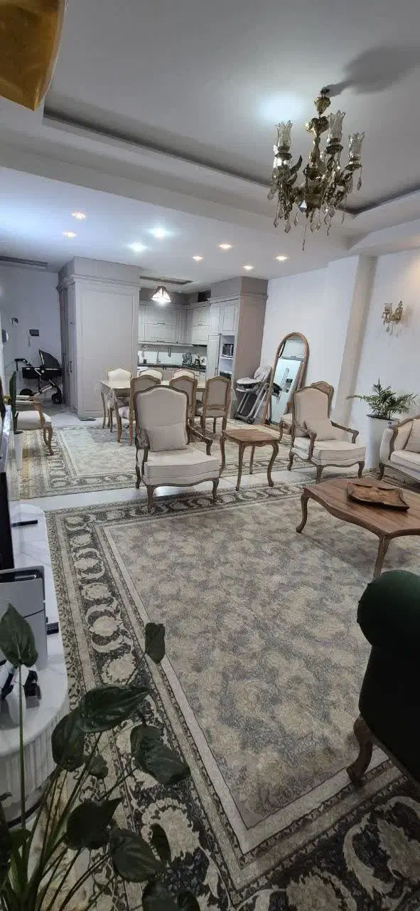 اجاره آپارتمان ۹۰ متری  آموزگار ۲۹