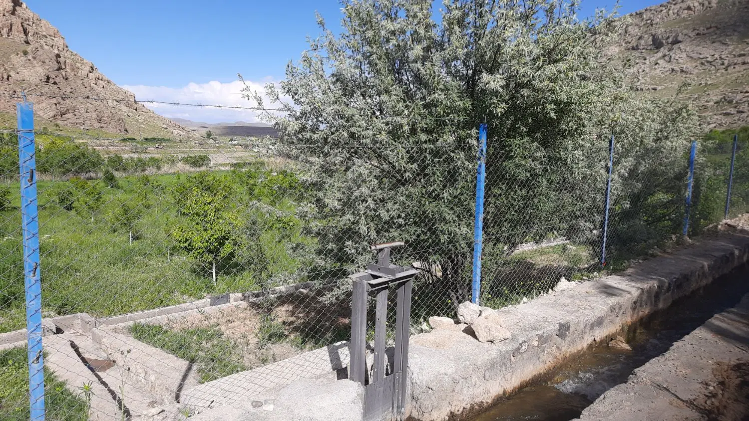 فروش باغ در روستای گردشگری رند