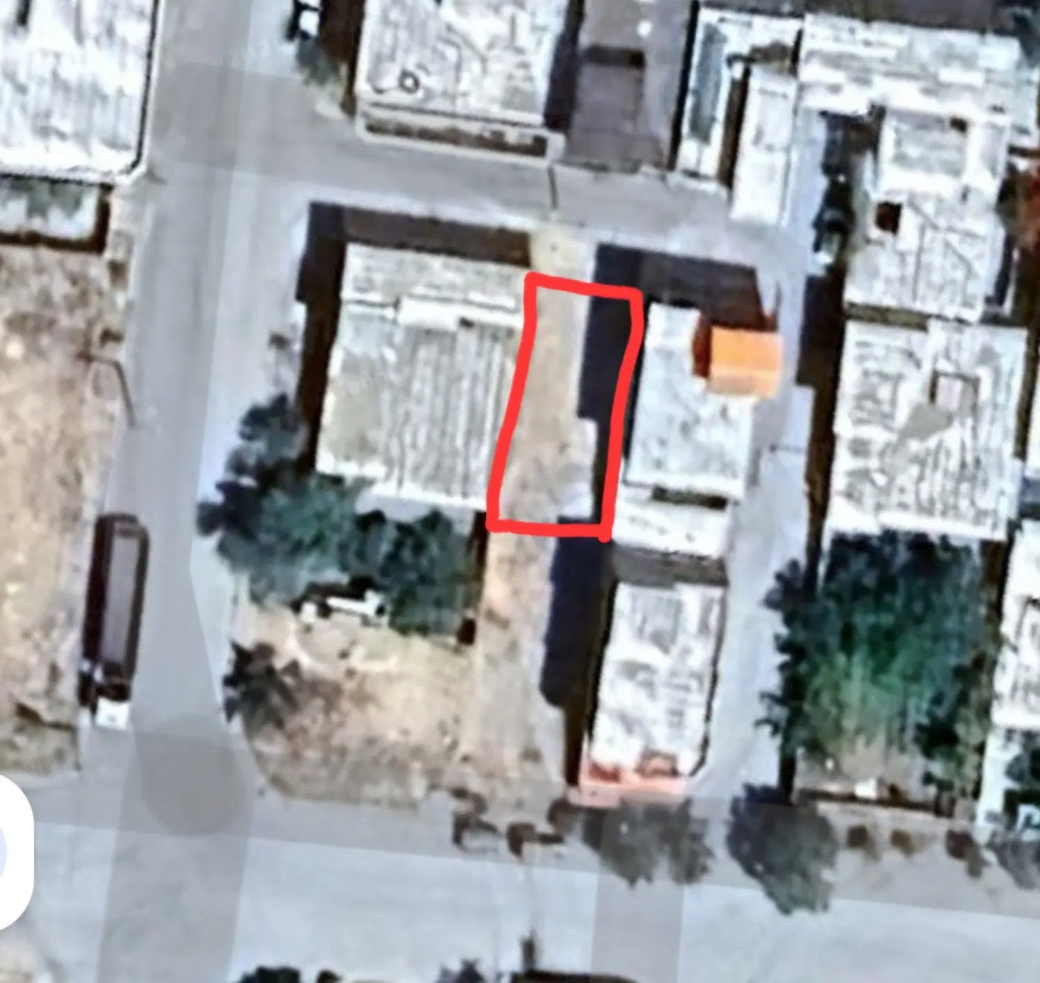 زمین مسکونی درب به هال