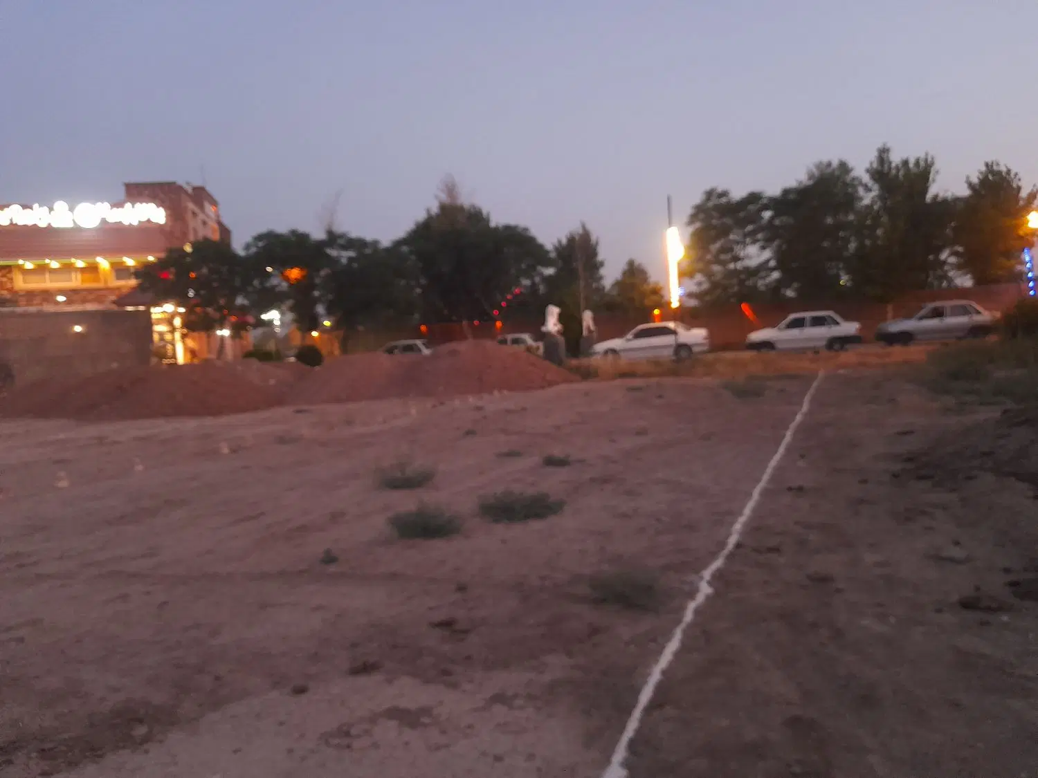 قطعه زمینی تجاری جهت کسب درآمدزایی