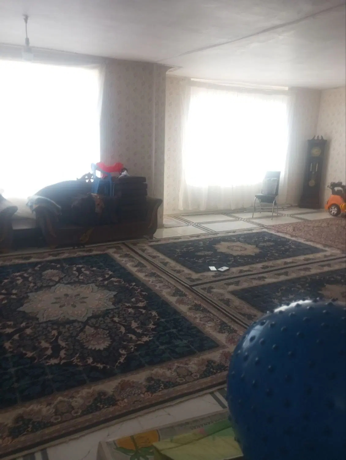 یک طبقه خانه لوکس به اجاره داده میشود
