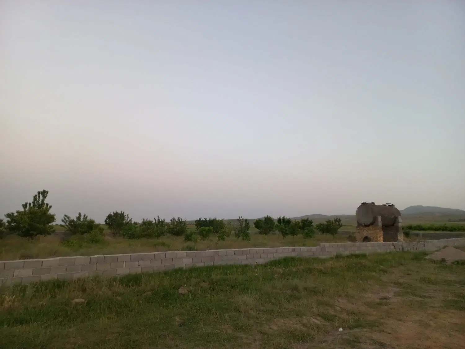 زمین زراعی قوچان جاده نوروزی نرسیده به عمارت ارم