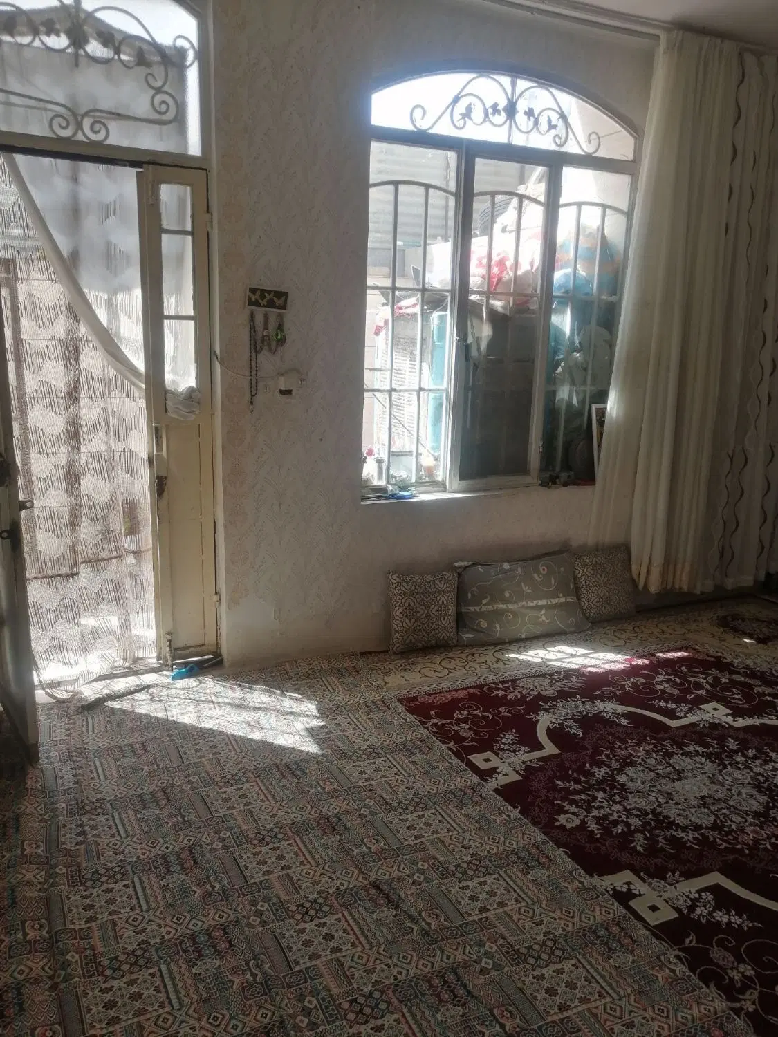 باسلام.منزل۱۲۰متری.دوخوابه مستقل