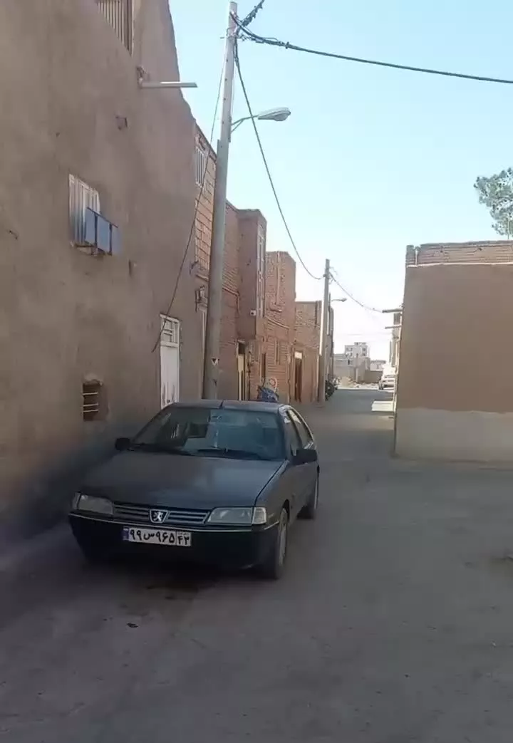 خونه ویلایی ۱۱۳ متری فروشی آران وبیدگل