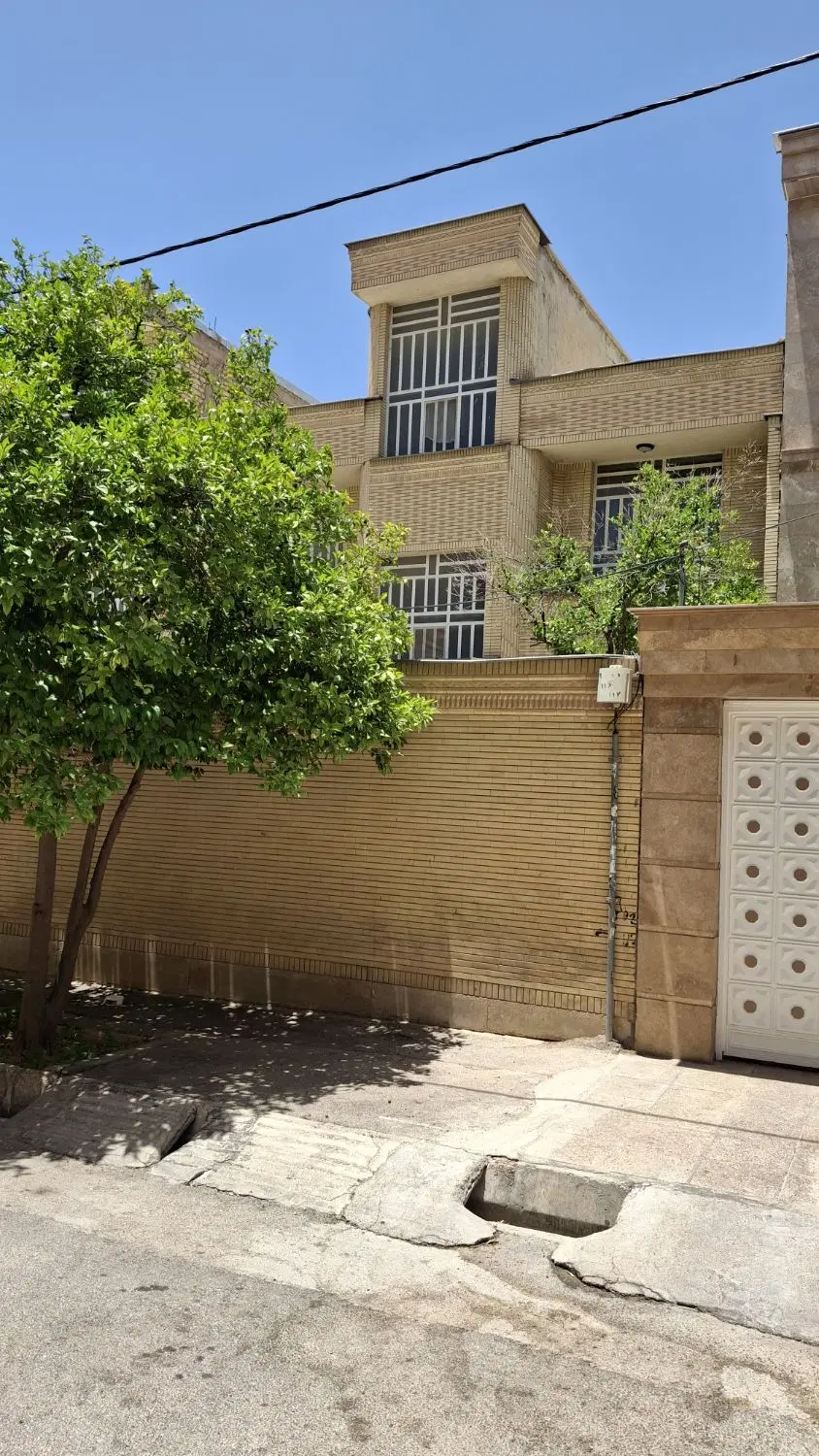 فروش خانه ویلایی ۲ طبقه