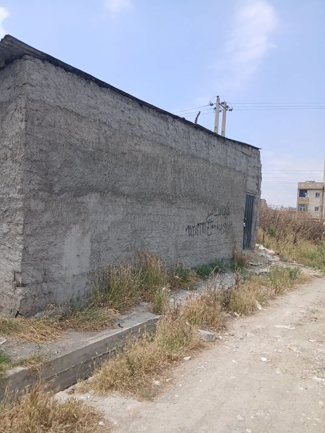 اجاره انباری ۱۳۰متری خیابان طبیعت موقعیت عالی