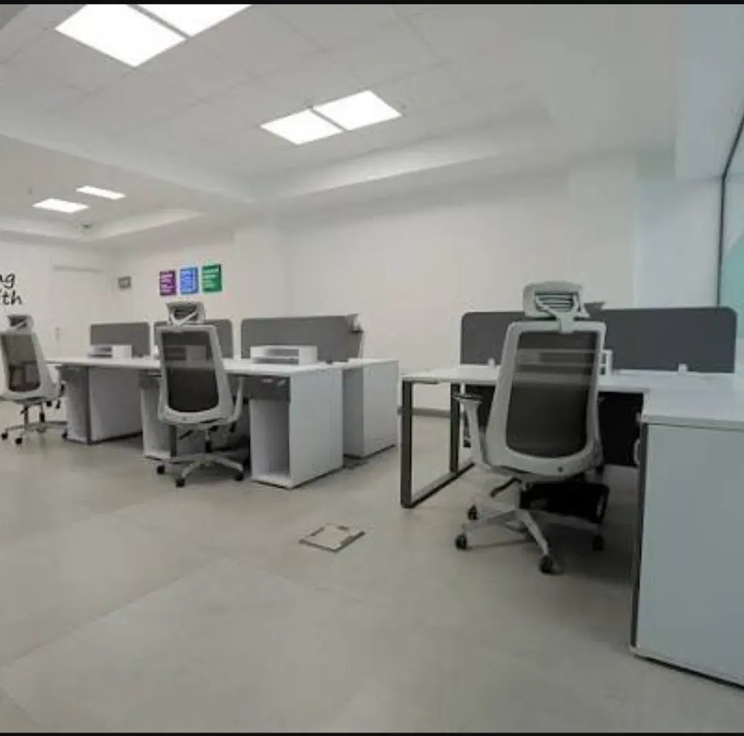دفتر کار  ۱۲۰ متری حاشیه وکیل اباد