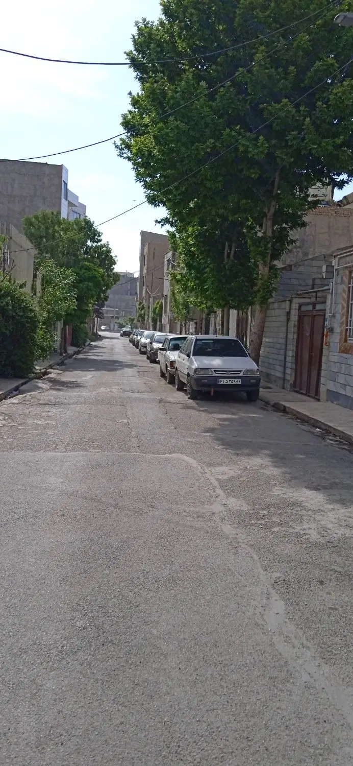 خانه ویلایی دو طبقه ای در چهارباغ کرج