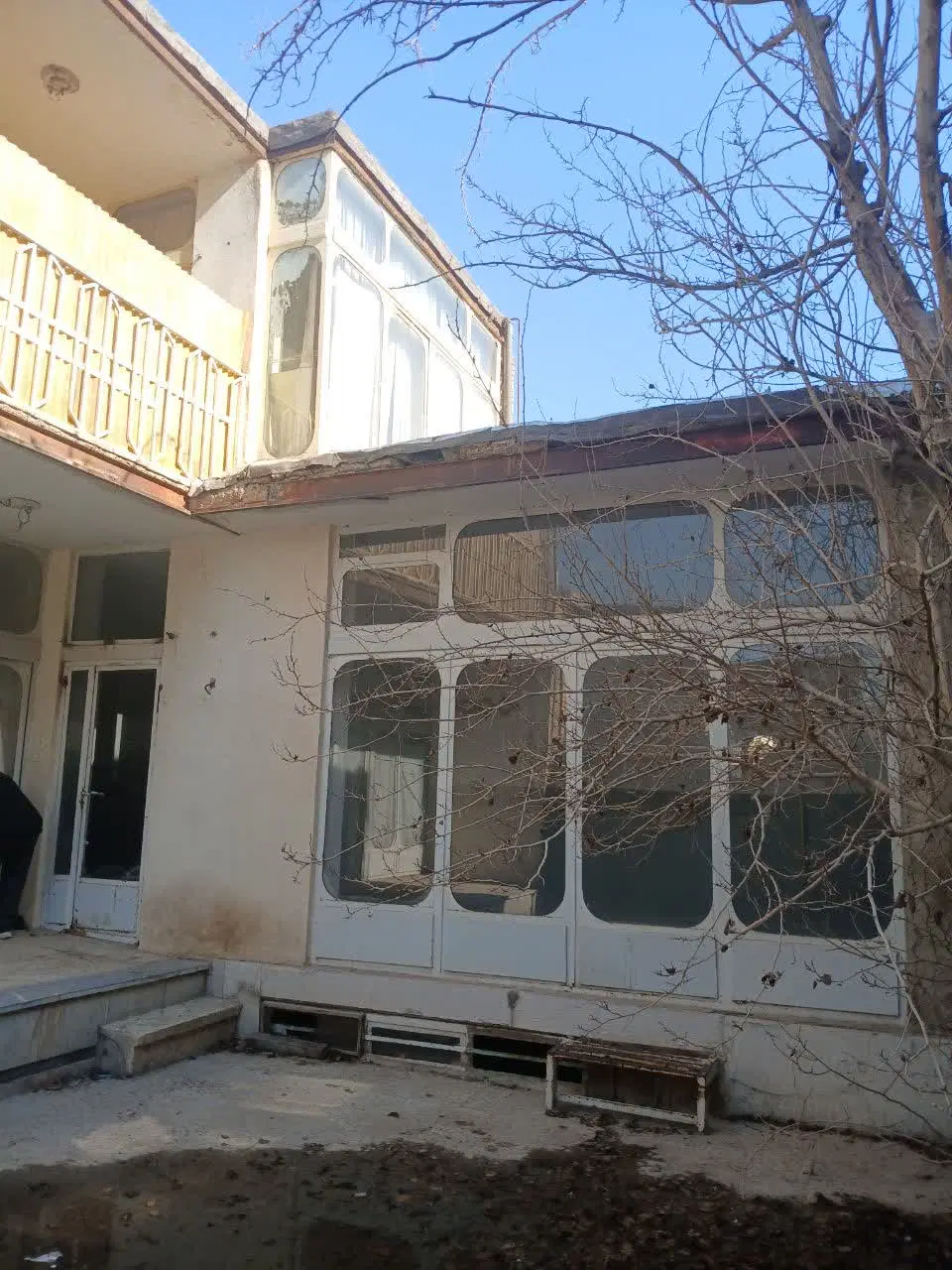 خانه کلنگی ۱۸۵متر سند دار