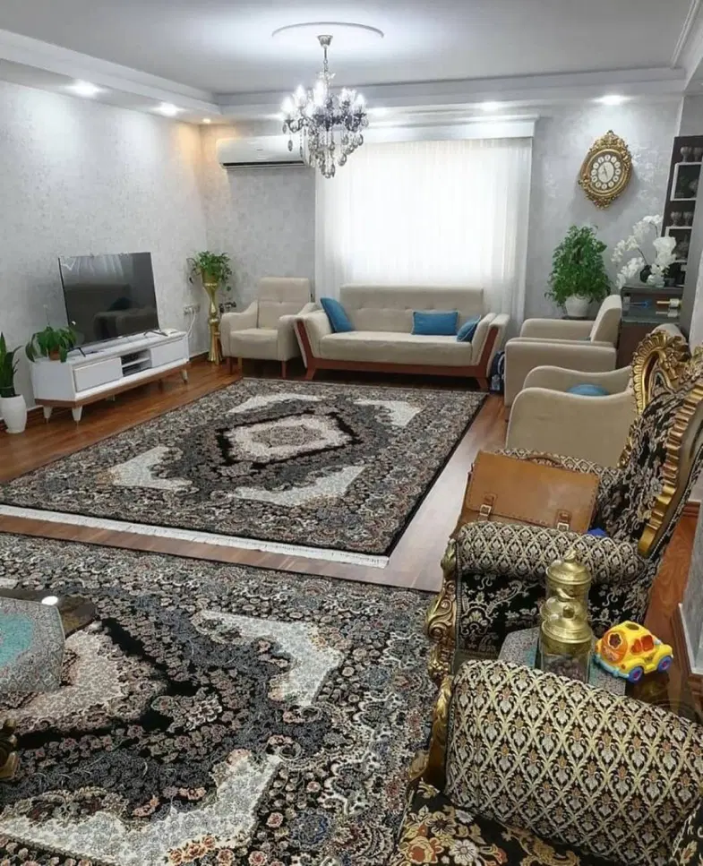 ۸۳متردوخواب_فول امکانات_طوقانی_سالن پرده خور