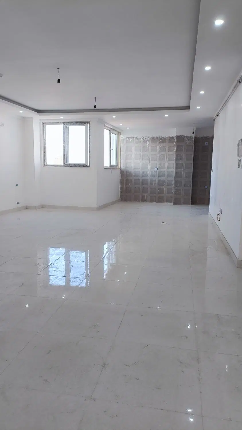 آپارتمان نوساز 3 خواب مستر با وام بانکی