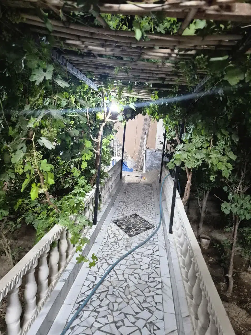 خونه باغ