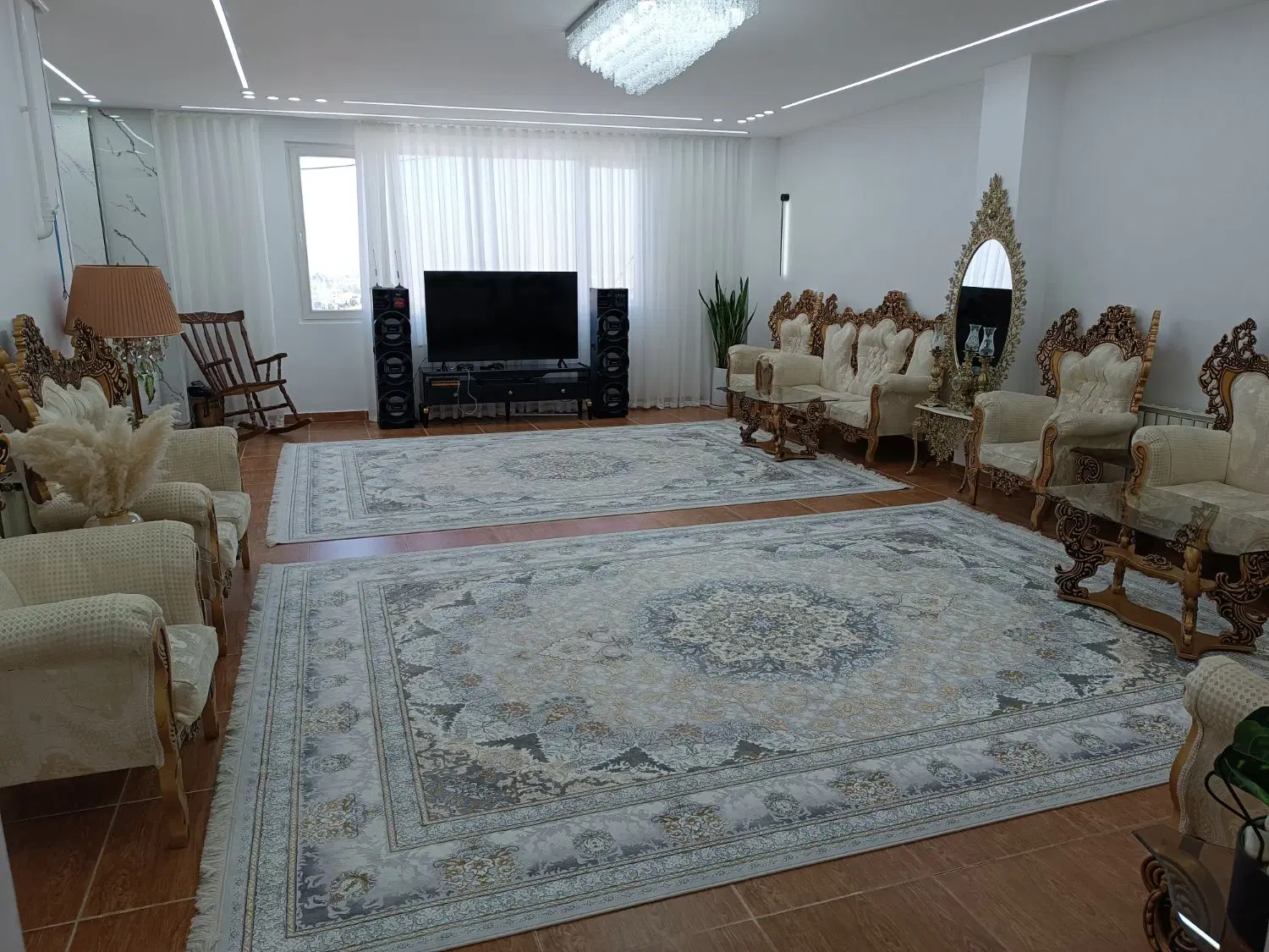 خانه شخصی ساز اول زیباشهر خیابان اصلی