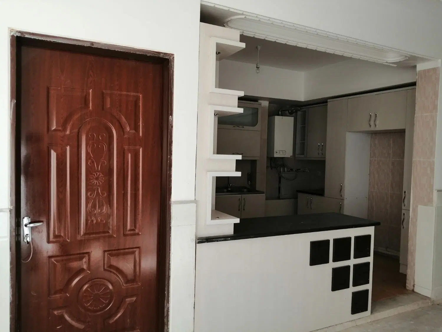 اجاره مسکونی دوخوابه حیاط و راه جدا
