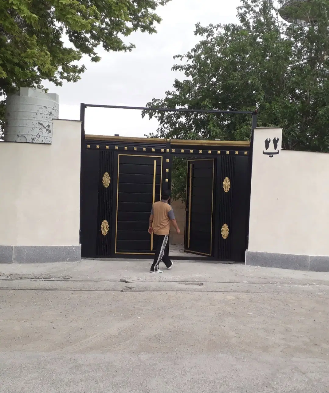 باغچه شهرک ویلایی