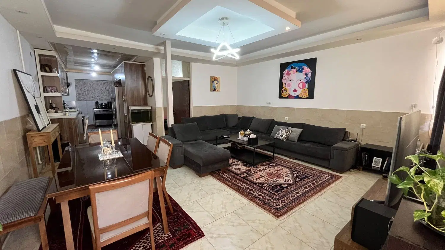 خونه ویلایی_۱۲۵متر زمین_۲تا بنا۸۰متری کرج