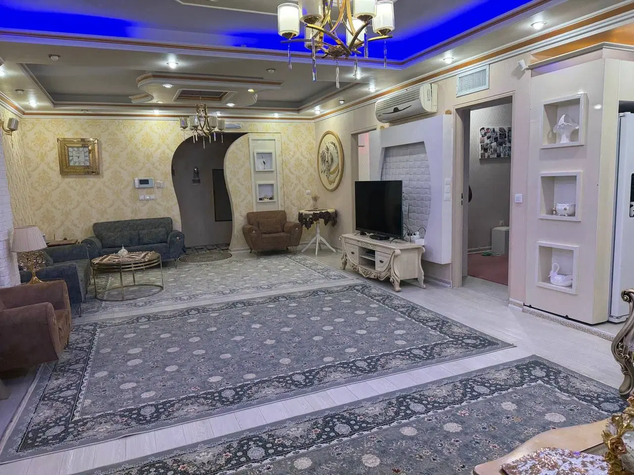 آپارتمان ۱۲۰ متری در گلستان میلان ها