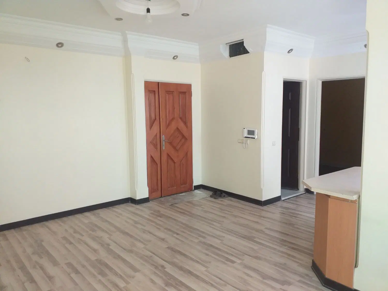 آپارتمان اجاره ای خیابان دانشگاه کوچه 23