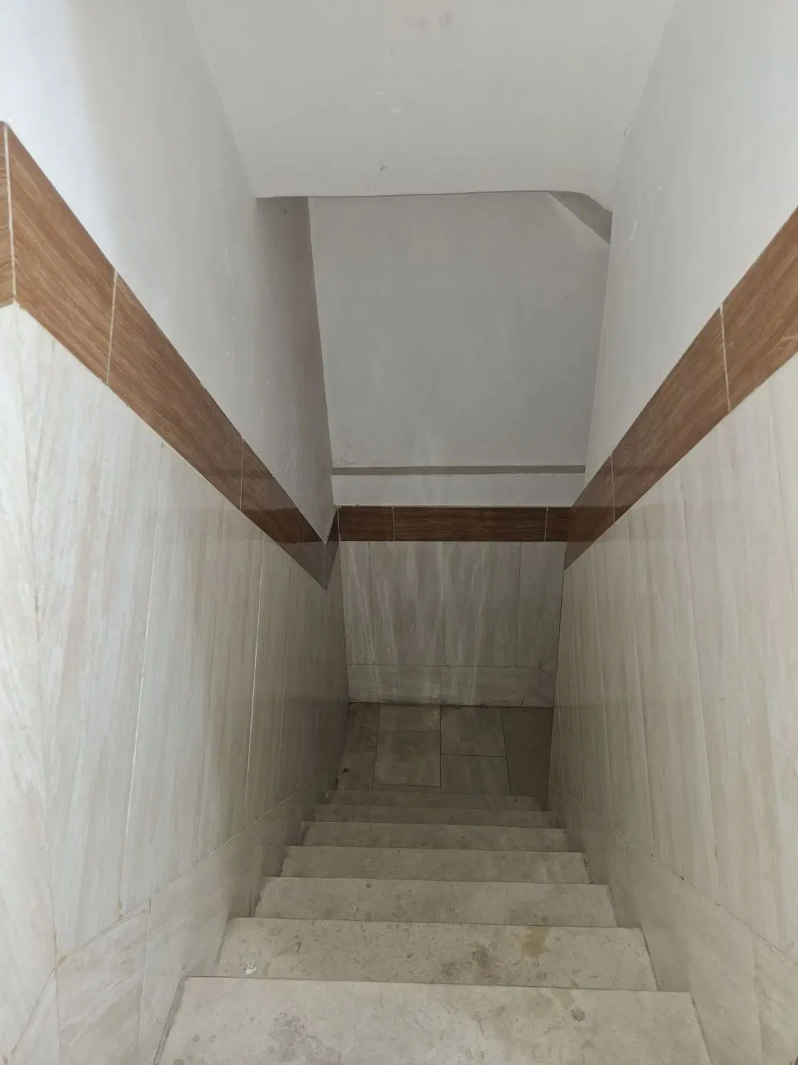 فروش آپارتمان شیک