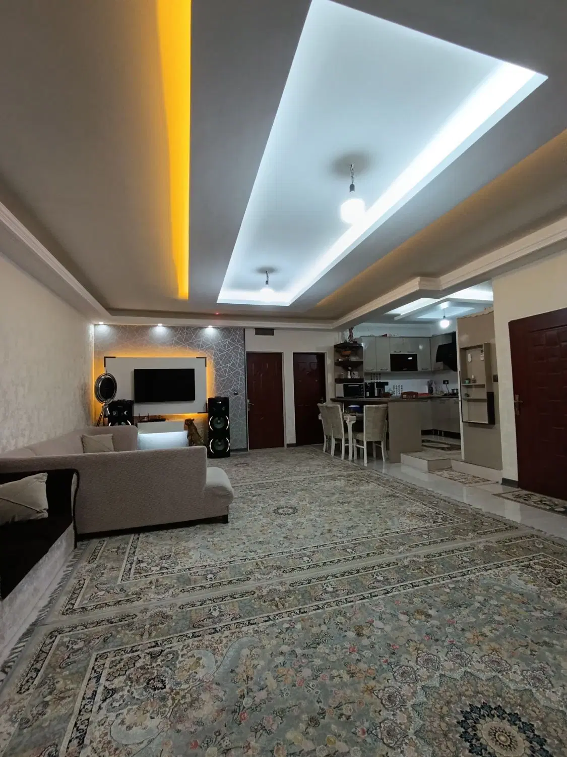 خانه ویلایی، کرج فاز 4مهرشهر ،خ چهارصدوهفت غربی