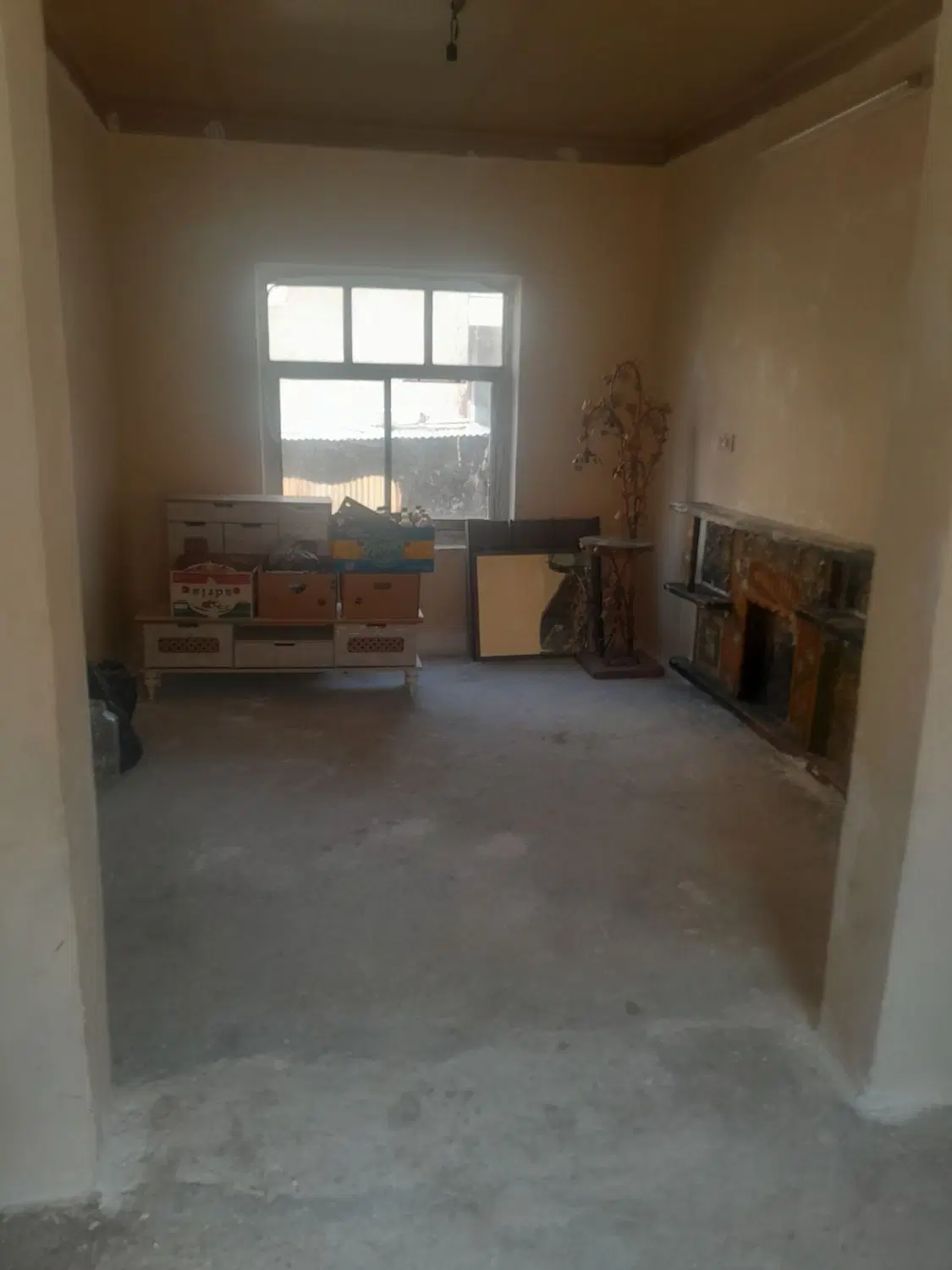 ملک ۷۵ متری کلنگی قابل سکونت