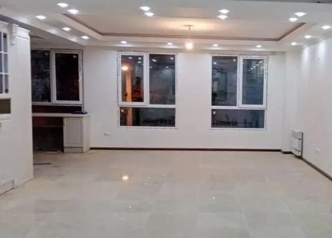 نیاز به همخونه خانم دارم