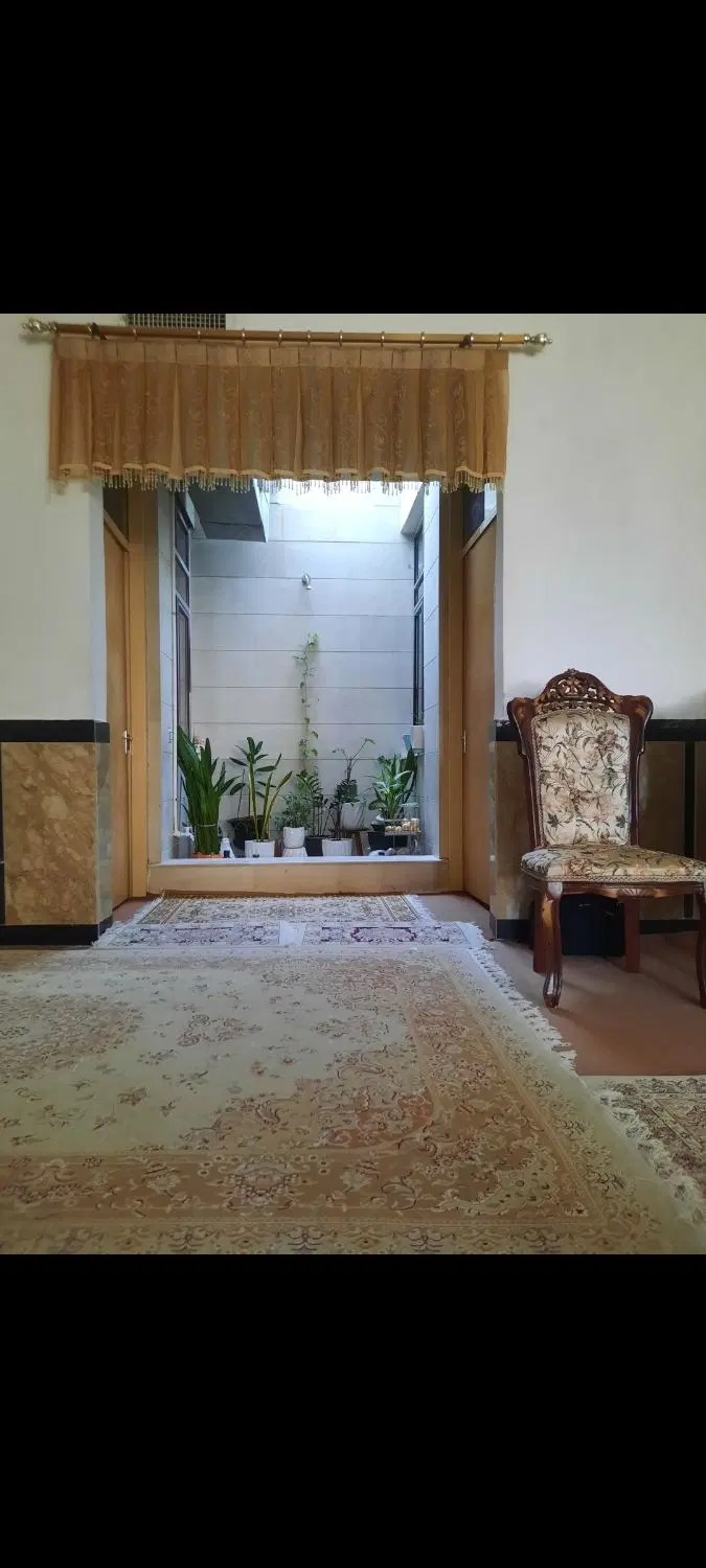 خانه ویلایی ۱۶۰ متری اجاره ای  ولایت ۲