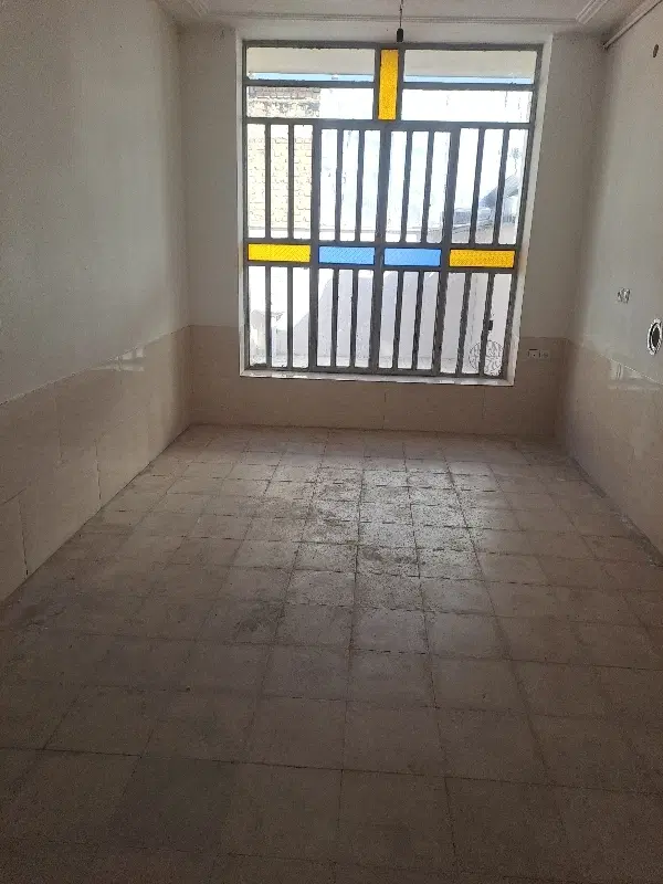 منزل ویلای یک طبقه ۱۵۲ متر درب ساختمان