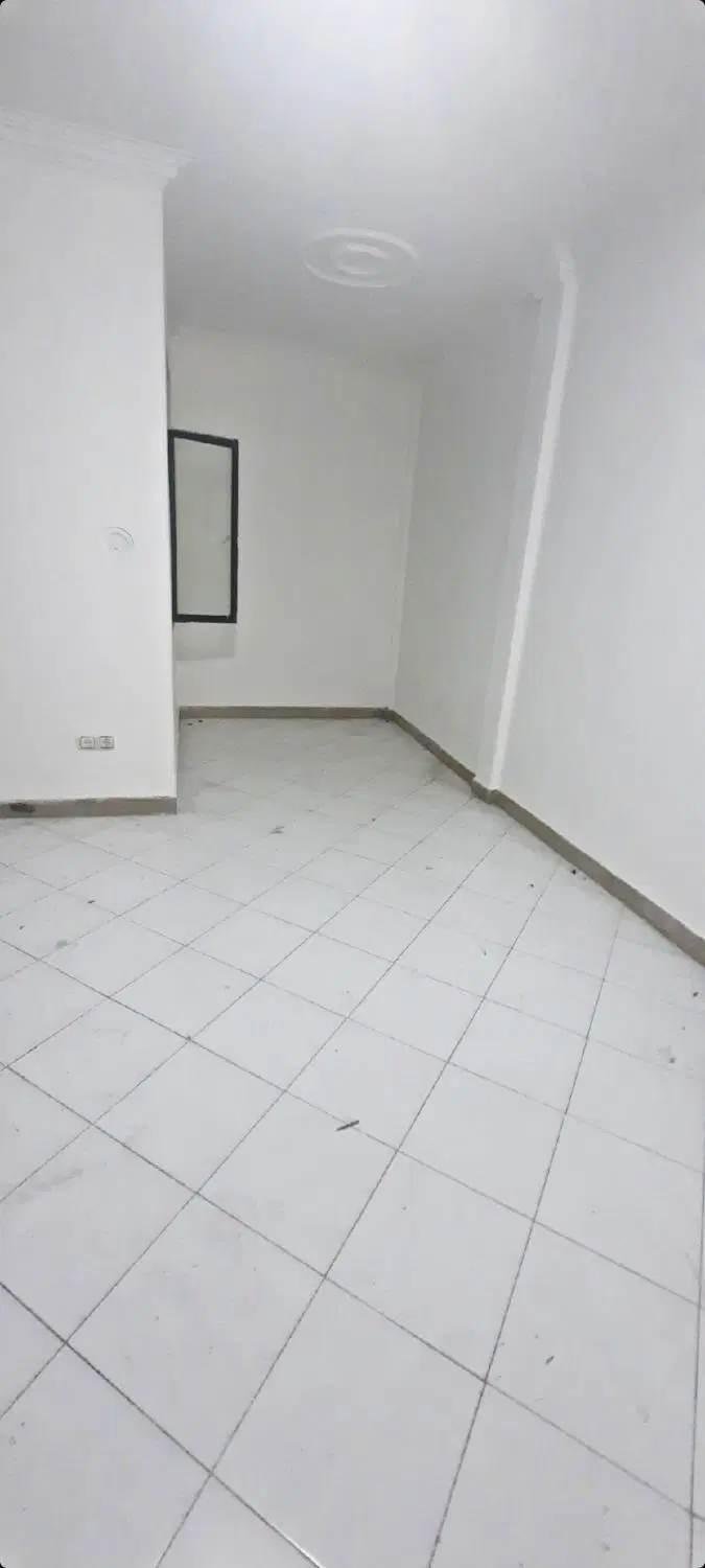 رهن و اجاره واحد اداری ۸۰ متری تک واحدی