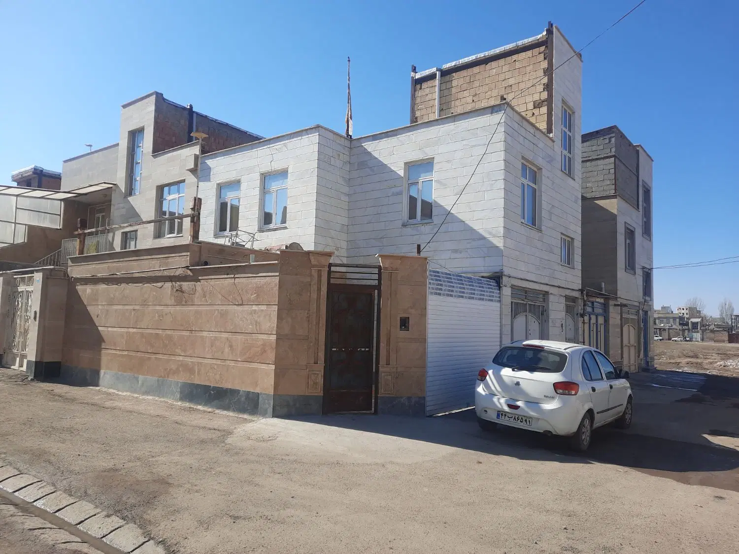 خانه ویلایی دوطبقه