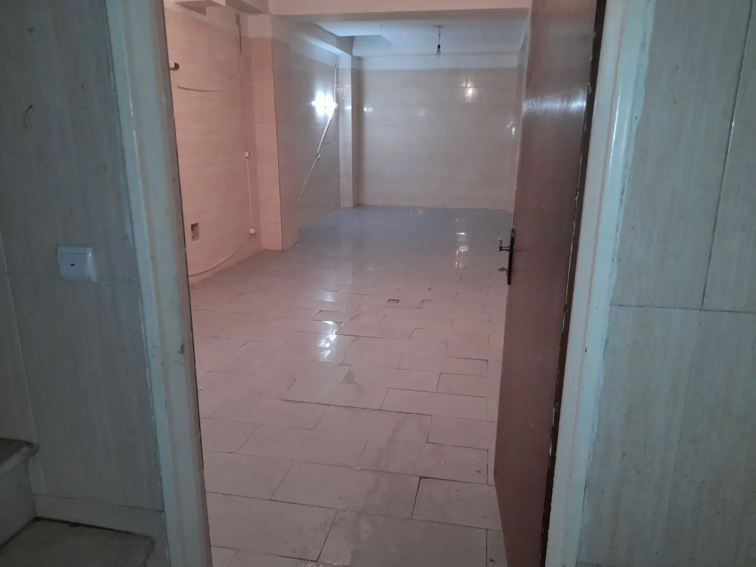 اجاره زیر زمین تجاری