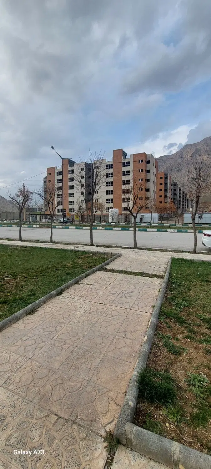 سهم ۱۰۰متری بربلواراصلی شهرک امید