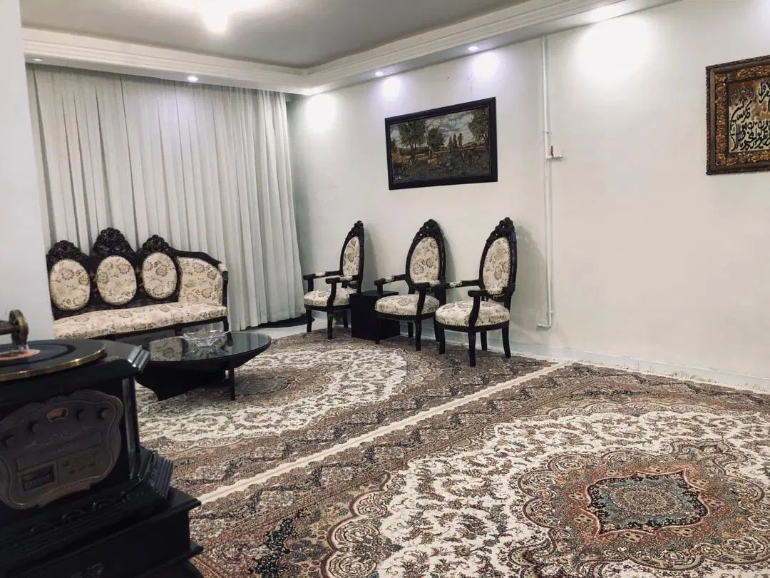 ۲طبقه روی پیلوت فروشی
