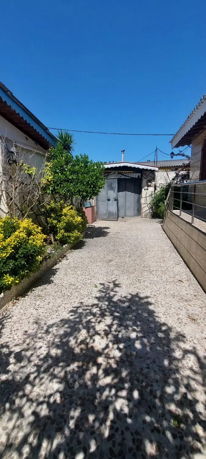 ویلایی زیبا کنار