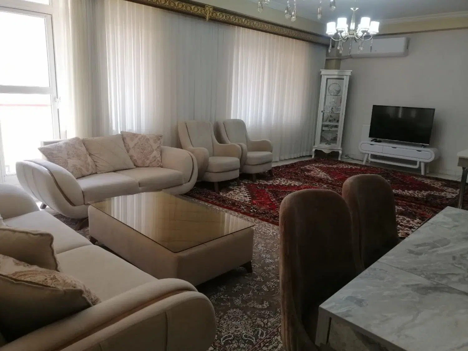 اجاره واحد لوکس اوچمان اندیشه